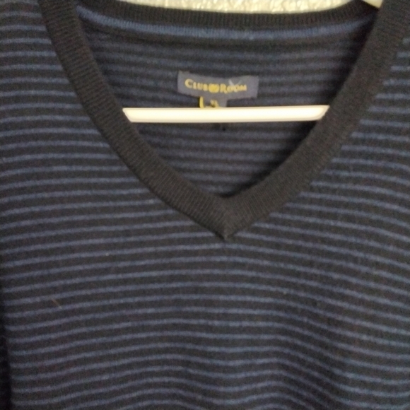 Club Room Men's Merino Wool Blend Sweater - Picture 2 of 3